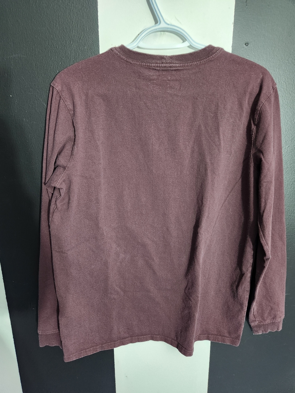 Carhartt Loose Fit Long Sleeve Tee in Maroon - Picture 4 of 5